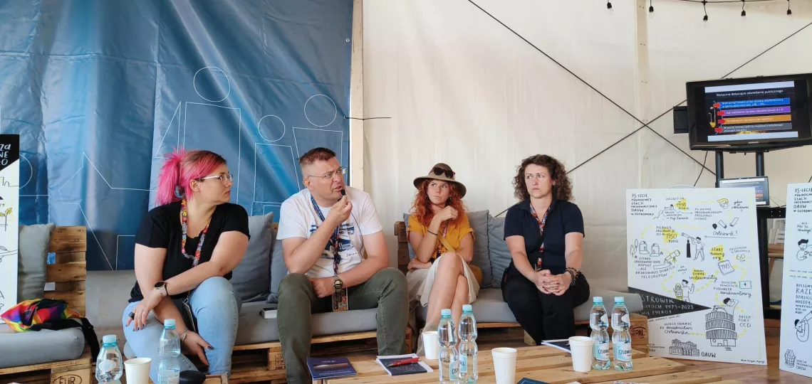 Debata dotycząca zanieczyszczenia światłem podczas 30. Pol'and'Rock Festival